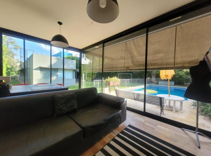 Casa · 250m² · 4 Dormitorios