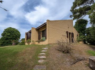 Casa · 160m² · 3 Ambientes · 1 Cochera · Casa en Venta 3 Ambientes Pinamar Centro