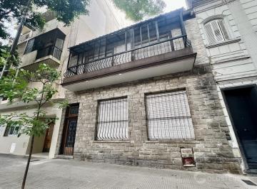Casa · 223m² · 5 Ambientes · Casa en Caballito
