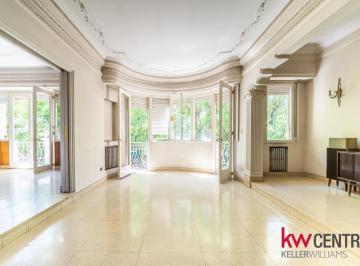 Departamento · 224m² · 5 Ambientes · 2 Cocheras · Venta - Departamento - 5 Ambientes - Caballito - Frente - 2 Cocheras - Muy Luminoso