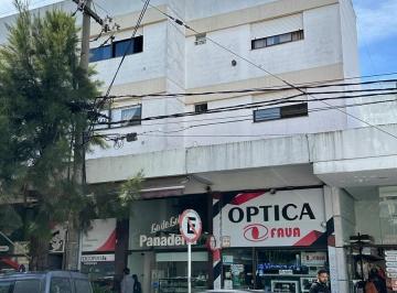 Oficina comercial · 19m² · 1 Ambiente · Venta Oficinas Frente Al Hpc - a La Calle - con o Sin Renta