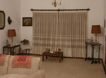 Casa de 10 ambientes, Villa Dolores · Villa Dolores - Imponente Casa en Venta