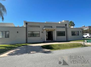 Casa · 213m² · 3 Dormitorios · Venta / Alquiler - Altos de Hudson I