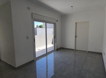 PH de 1 ambiente, Monte Castro · PH 1amb a Estrenardueño - 2 Piso Escalera