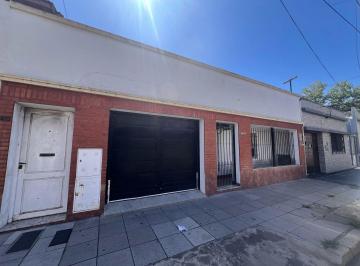 PH de 3 ambientes, Avellaneda · Casa PH Al Frente Av Belgrano 5470 Wilde