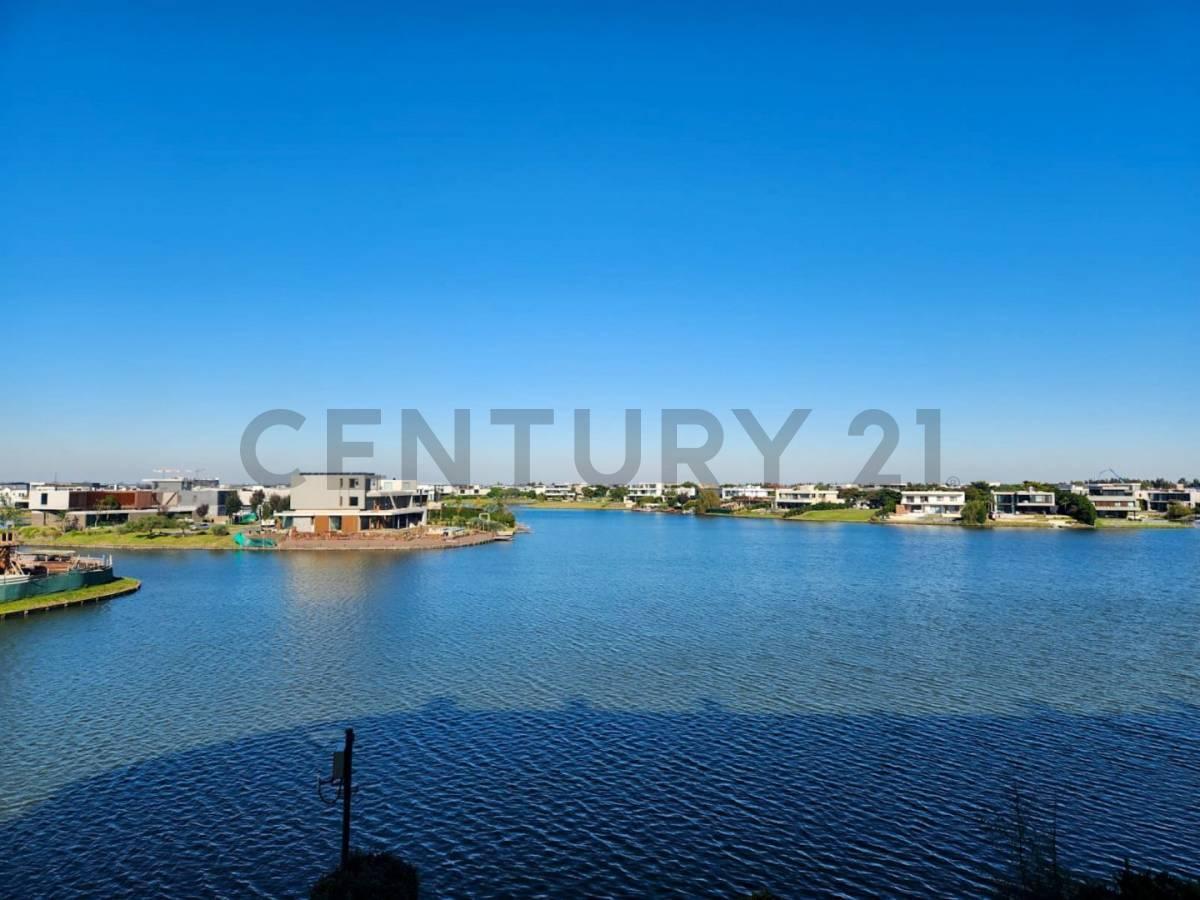 Av. del Golf Islas del golf 2100 La Mansa