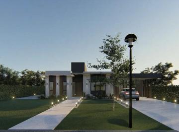 Casa de 4 ambientes, Moreno · Excelente Casa 4 Amb - Lote 819 m² - C/galeria y Piscina - Entrega Enero 2026