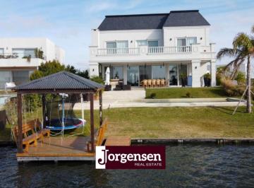 Casa de 4 ambientes, Escobar · Casa con Vista Al Lago, Barrio Muelles - Puertos