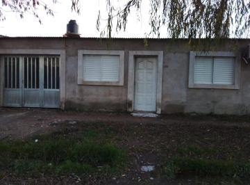 Casa · 1m² · 3 Ambientes · 1 Cochera · Casa en Venta - Matheu 4600 - Santa Fe