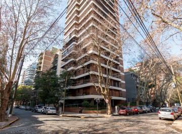 Departamento · 192m² · 5 Ambientes · 1 Cochera · Sensacional Piso con Cochera en La Isla de Olivos, Cerca de Av Libertador.