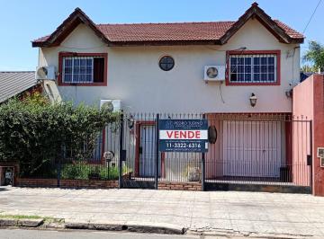 Casa de 5 ambientes, La Matanza · Casa 5 Amb. Lomas del Mirador