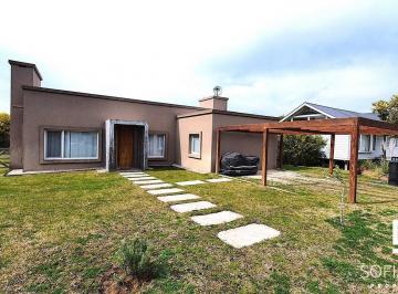 Casa · 160m² · 6 Ambientes · 2 Cocheras · Costa Esmeralda Muy Linda Casa 4 Dorm. en Golf 2