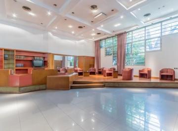 Oficina comercial · 1400m² · 5 Cocheras · Inmueble Situado en Barracas Oficinas, Salones, Cocheras