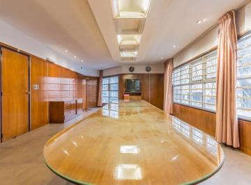 Oficina comercial · 1400m² · 5 Cocheras · Inmueble Situado en Barracas Oficinas, Salones, Cocheras