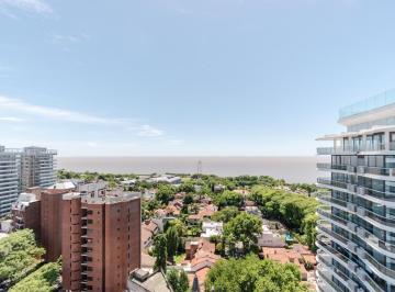 Departamento · 457m² · 6 Ambientes · 2 Cocheras · Espectacular Triplex con Vista Al Rio, Desarrollado en Tres Plantas con Cochera.