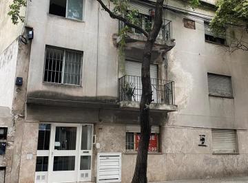 Departamento · 50m² · 4 Ambientes · Departamento de Dos Dorm. Sin Balcón Zona Tribunales Escaleras