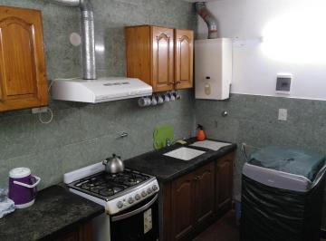PH · 60m² · 4 Ambientes · PH Tipo Casa de 4 Ambientes en Venta Peramino Al 400