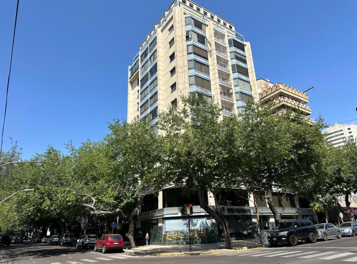 Departamento · 50m² · 2 Ambientes · 1 Cochera