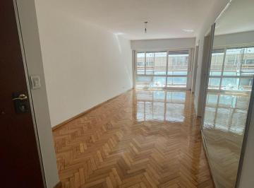 Departamento de 4 ambientes, Palermo · 4 Ambientes con Depencia y Cochera en Palermo!