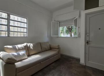 Casa · 70m² · 3 Ambientes · Casa 3 Amb. en Venta, con Jardín y Terraza. Florida - Vicente López