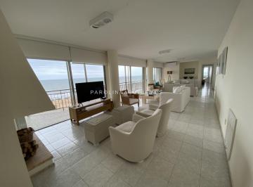 Foto1 · Cómoda Planta en Primera Línea Playa Brava, Punta del Este