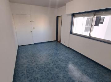 Departamento en Venta de 2 ambientes  · Dueño Vende Departamento 2 Amb S/av Corrientes y Dorrego