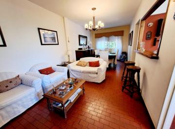 Departamento · 73m² · 4 Ambientes · 1 Cochera · Departamento en Venta - 4 Ambientes - Apto Crédito