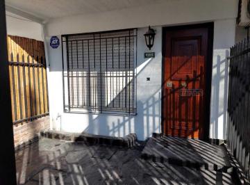 Casa · 65m² · 3 Ambientes · 1 Cochera · Casa Dúplex en Alquiler en Carapachay, Vicente López, G. B. a. Zona Norte