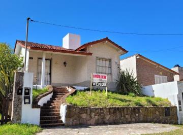 Casa · 50m² · 3 Ambientes · Venta Casa P. H. a Pasos del Mar!