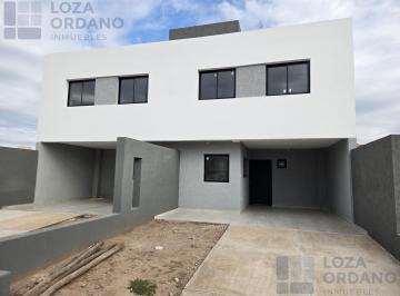 Casa · 130m² · 5 Ambientes · 2 Cocheras · Casa en Docta Urbanizacion
