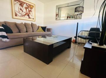 Living · Casa 3 Dorm. Moderna con Amplio Jardin