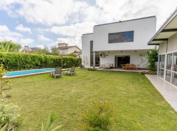 Casa de 9 ambientes, Chacras de Coria · Casa en Venta Barrio Privado Pueyrredon - Chacras de Coria - Lujan de Cuyo