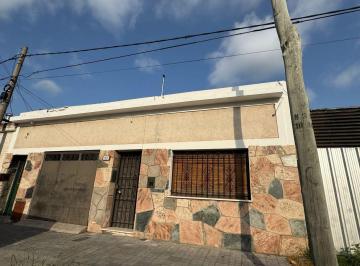 Foto · Venta Casa 3 Dorm. Apto Credito Barrio General Bustos