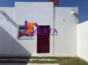 Casa · 68m² · 3 Ambientes · 1 Cochera · Via Aurelia - Casa - Venta - Zona Sur