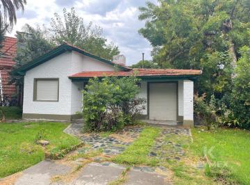 Casa · 78m² · 3 Ambientes · Venta - Casa - Indio Cua - Oportunidad
