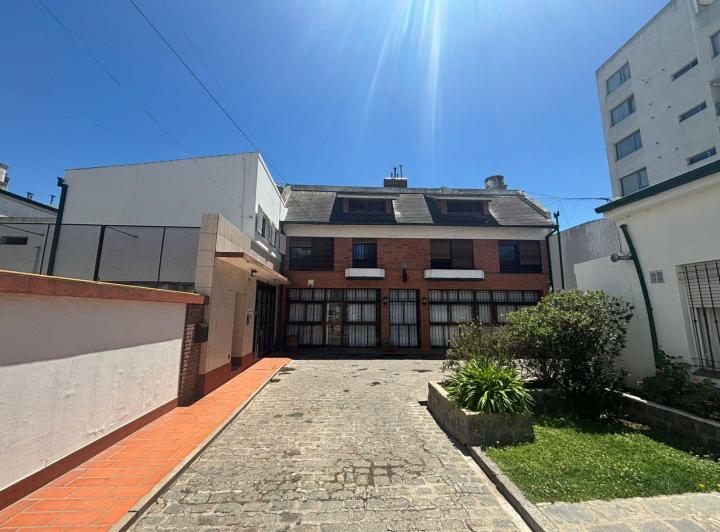 Departamento · 856m² · 3 Ambientes