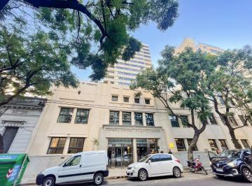Oficina comercial · 591m² · 1 Ambiente · Urquiza 1900 - Oficinas en Venta - Rosario, Centro