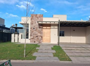 DUEÑO ofrece en alquiler, excelente casa en Barrio Privado Aire Malbec, sobre la · Alquiler Casa B° Aire Malbec - Carrodilla