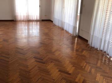 Departamento · 115m² · 4 Ambientes · 1 Cochera · 8 y 58 La Plata - 4 Amb. con Balcón