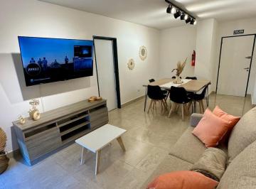 Departamento · 87m² · 4 Ambientes · 1 Cochera · Microcentro Calle 20 de Febrero Departamento 3 Dorm. con Cochera
