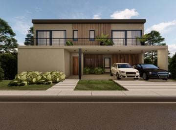 Casa · 220m² · 6 Ambientes · 2 Cocheras · Casa en San Sebastian