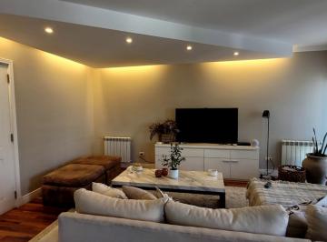 Departamento · 208m² · 4 Ambientes · 3 Cocheras · Alquile Departamento de 4 Amb y Quincho con Terraza Privada Plaza Mitre
