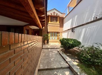 Casa de 9 ambientes, Ciudad de Mendoza · Espectacular Casa en La 5ta Sección