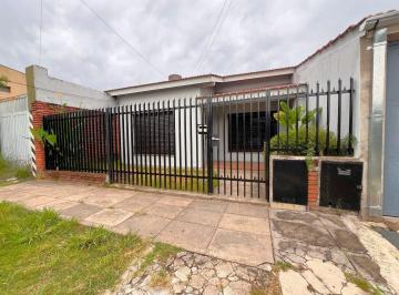 PH de 3 ambientes, La Matanza · PH 3 Amb - Patio - Al Frente // Pirovano 2253