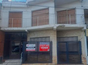 PH · 80m² · 3 Ambientes · PH en Bernal