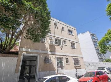 Departamento · 90ha · 4 Ambientes · 2 Departamentos en Venta a Refaccionar
