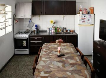Casa · 76m² · 2 Ambientes · Casa 2 Dorm. Apta Credito Belgrano
