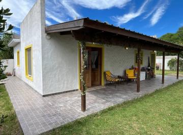 Casa · 74m² · 3 Ambientes · Casa en Venta con Dos Dorm. Mar de Cobo ' Apta Credito Bancario!