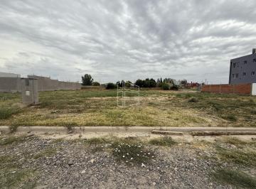 Terreno · 607m² · Venta - Lote en Barrio Santangelo - Zona en Pleno Crecimiento - T089