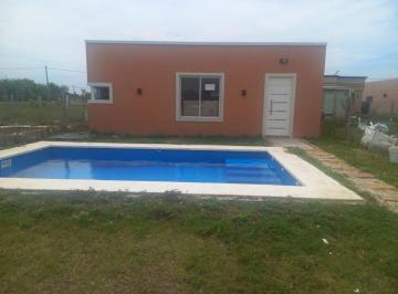 Casa · 60m² · 3 Ambientes · 2 Cocheras · Venta Casa a Estrenar Canning Barrio Estilo Campo